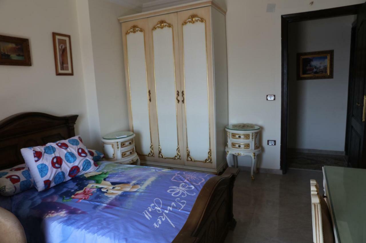 Maadi, Direct Nile River View From All Rooms 开罗 外观 照片